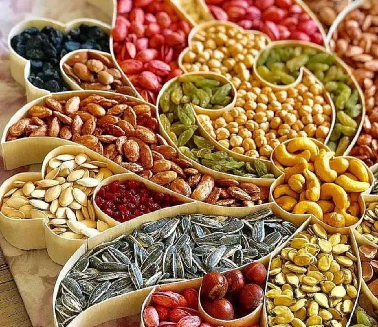 تشدید نظارت سازمان ملی استاندارد بر بازار شب یلدا