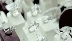 واردات جواهرات از مسکو به بلژیک ادامه دارد