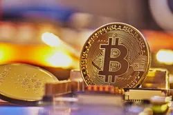 سقوط بیت&zwnj;کوین و اتریوم