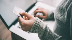 خرده فروشی آنلاین در چین به ۳۰۳ میلیارد دلار رسید