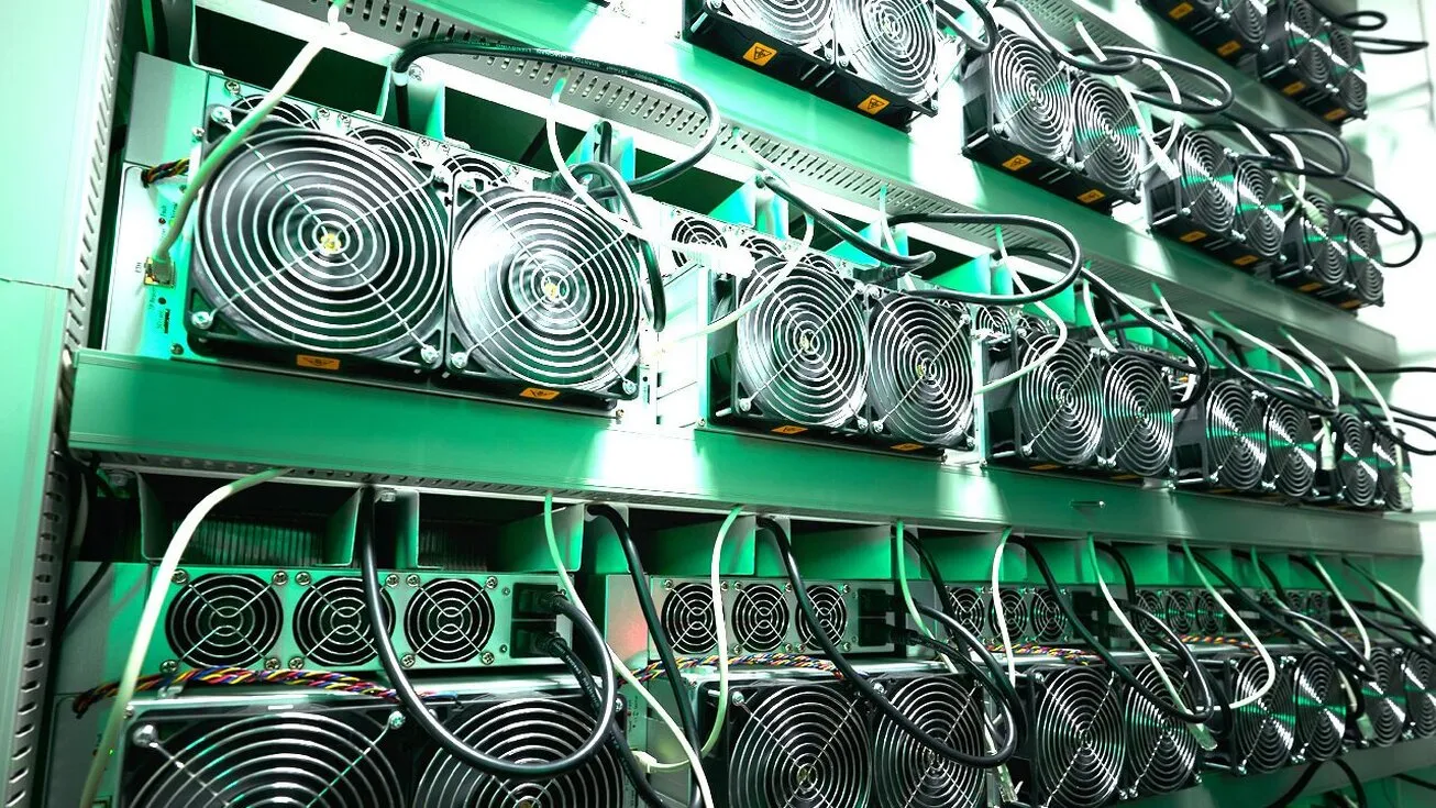 بدترین بحران تاریخی سود ماینرهای بیت‌کوین