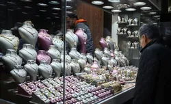 قیمت هر گرم طلای ۱۸ عیار در بازار؛ سه&zwnj;شنبه ۹ اسفند ۱۴۰۱