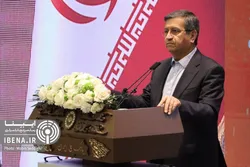 همتی: اشکال ندارد بانک&zwnj;ها به سمت بنگاه&zwnj;سازی بروند