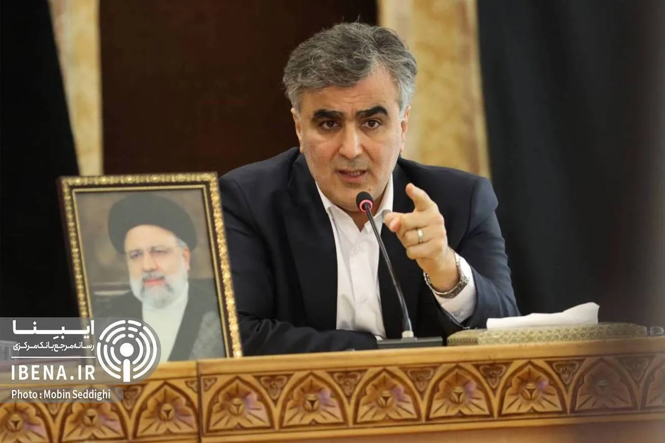 میانگین رشد اقتصادی دولت سیزدهم از متوسط بلندمدت بالاتر است/ کاهش نرخ بیکاری از ۱۲.۲ به ۸.۱درصد/ تورم نقطه‌به‌نقطه در ۱۴۰۳ به کانال ۲۰درصد برمی‌گردد