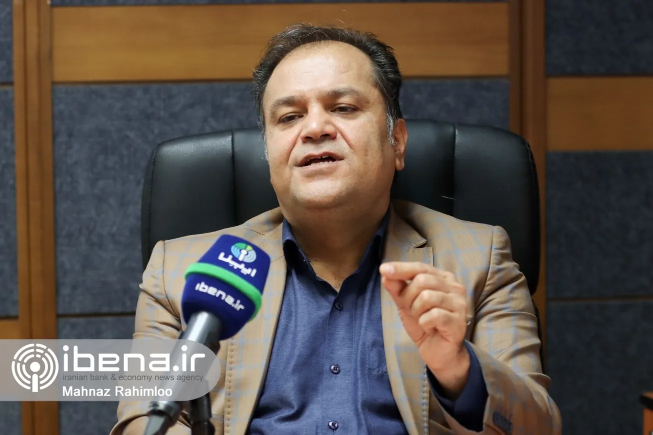 رشد نرخ سود بانکی چگونه منجر به کاهش تورم می‌شود؟
