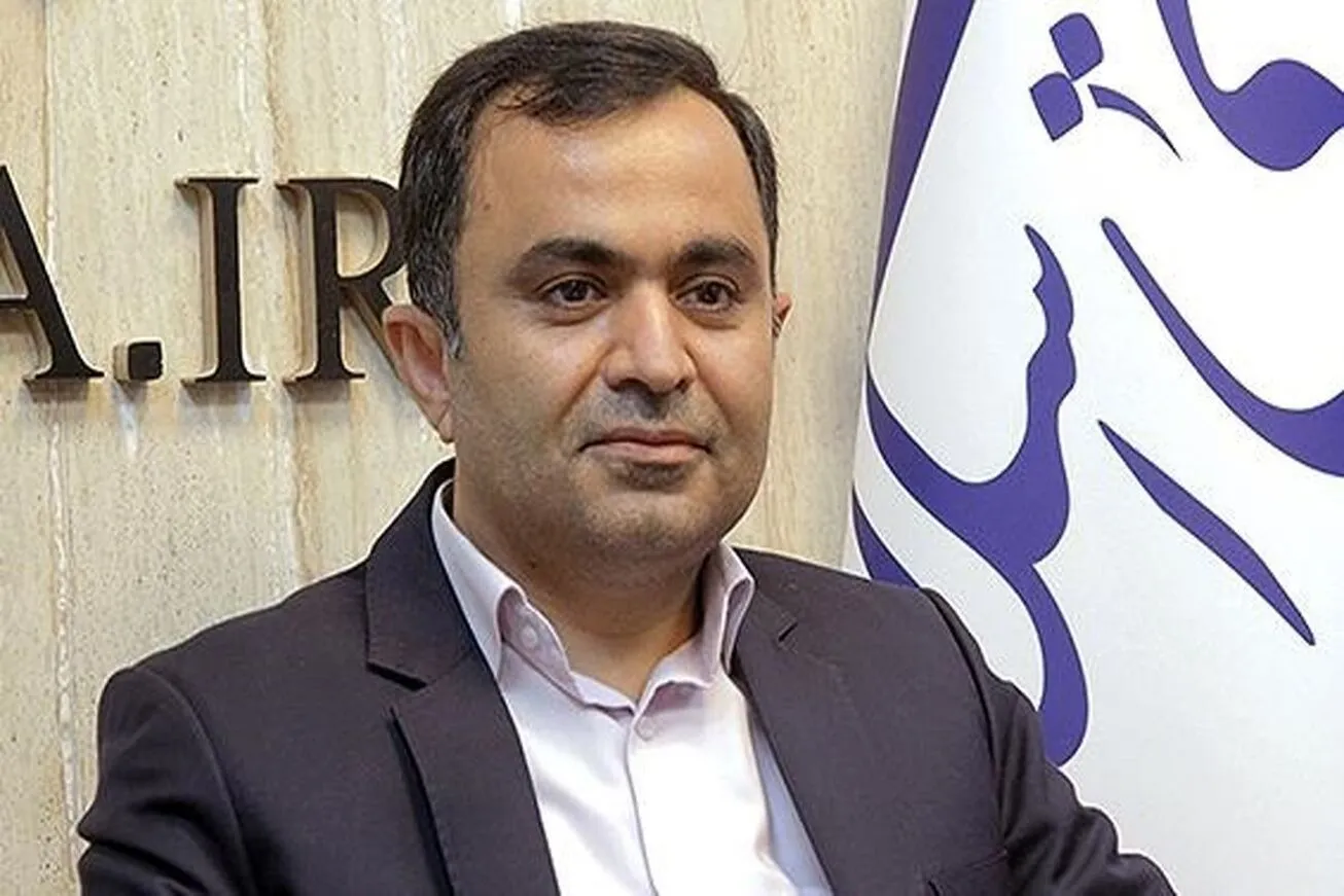 تکذیب وام‌های میلیاردی حقوق‌بگیران نظام بانکی/ کارمندان بانک‌ها دچار بیماری اعصاب می‌شوند