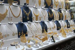 سیر نزولی قیمت طلا و سکه با افت نرخ ارز