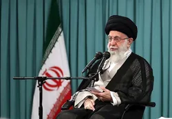 ملت ایران زنده و به شعارهای انقلاب وفادار است
