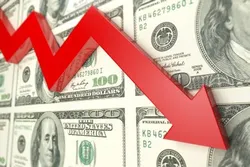 اشتباه استراتژیک ترامپ، دلار را در سراشیبی سقوط قرار می&zwnj;دهد