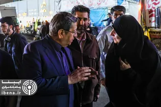 گزارش تصویری حضور رئیس کل بانک مرکزی در میدان ولی‌عصر