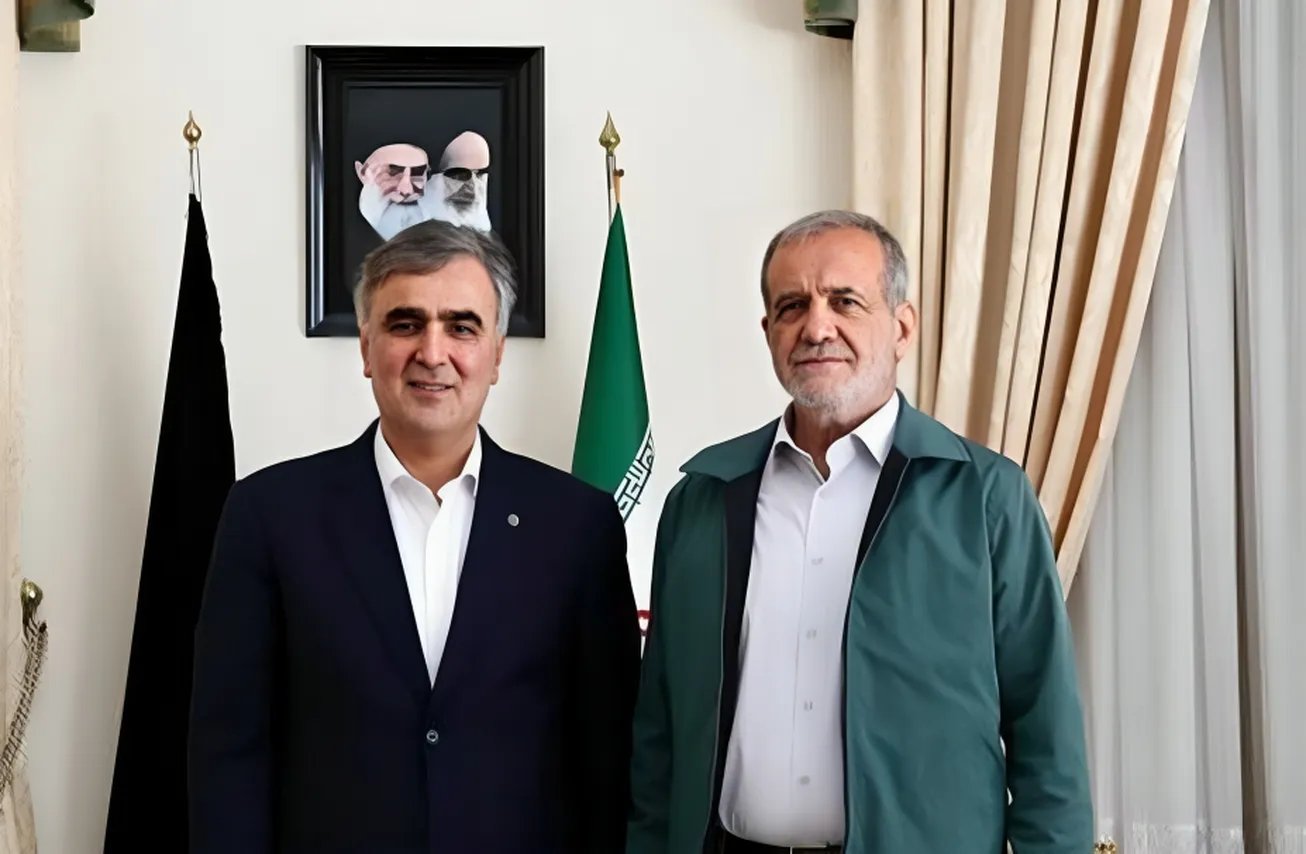 دیدار رئیس کل بانک مرکزی با رئیس جمهور منتخب