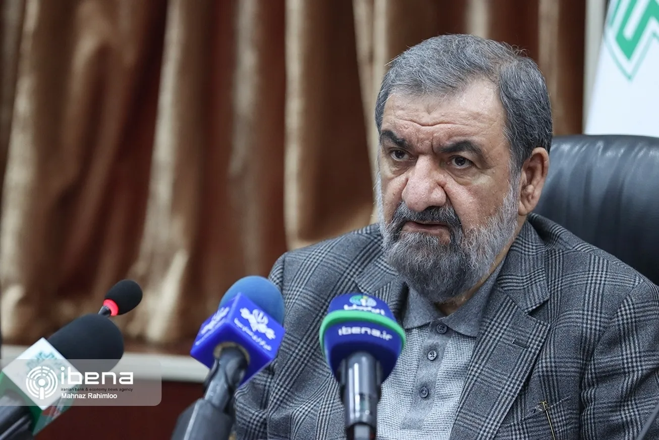 تجارت و ترانزیت در ۱۰۰ سال اخیر مغفول ماند/ جغرافیای تجاری ایران استثنایی است