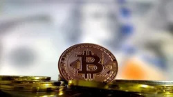 نوسان&zwnj;های شدید در معاملات بیت کوین