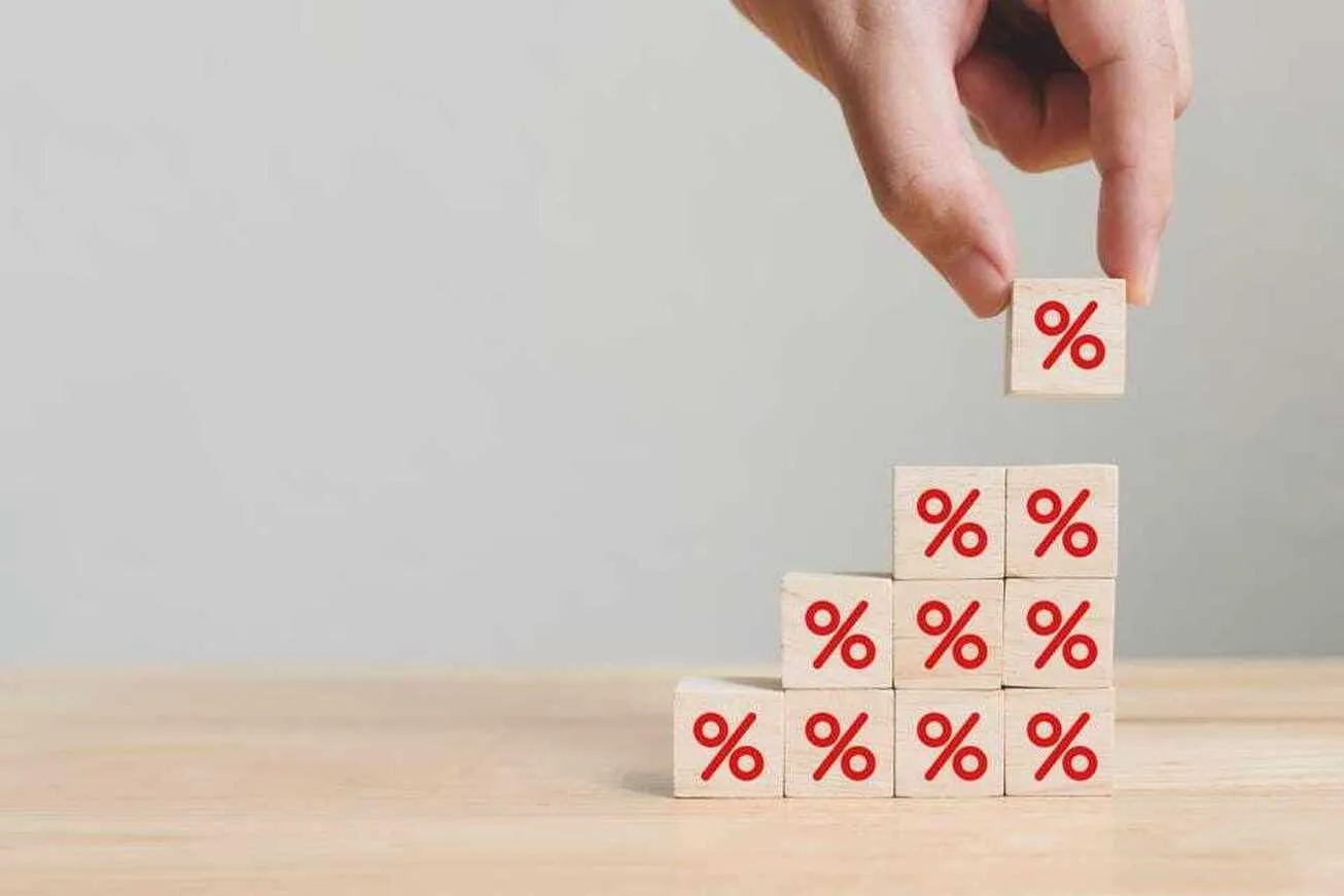 نرخ بهره اسمی در مقابل نرخ بهره واقعی